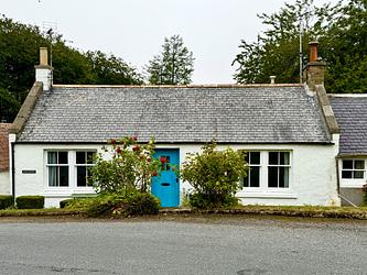 House 3 by Iain Alden
