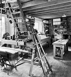 Fixed in time  by Karima Hammadi